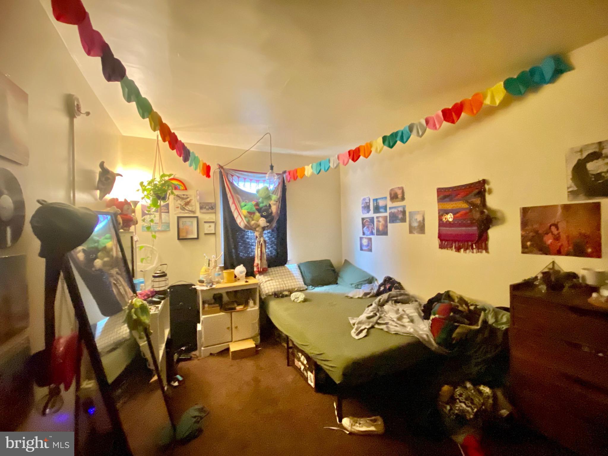 TEMPLE UNIVERSITY - Residential Lease