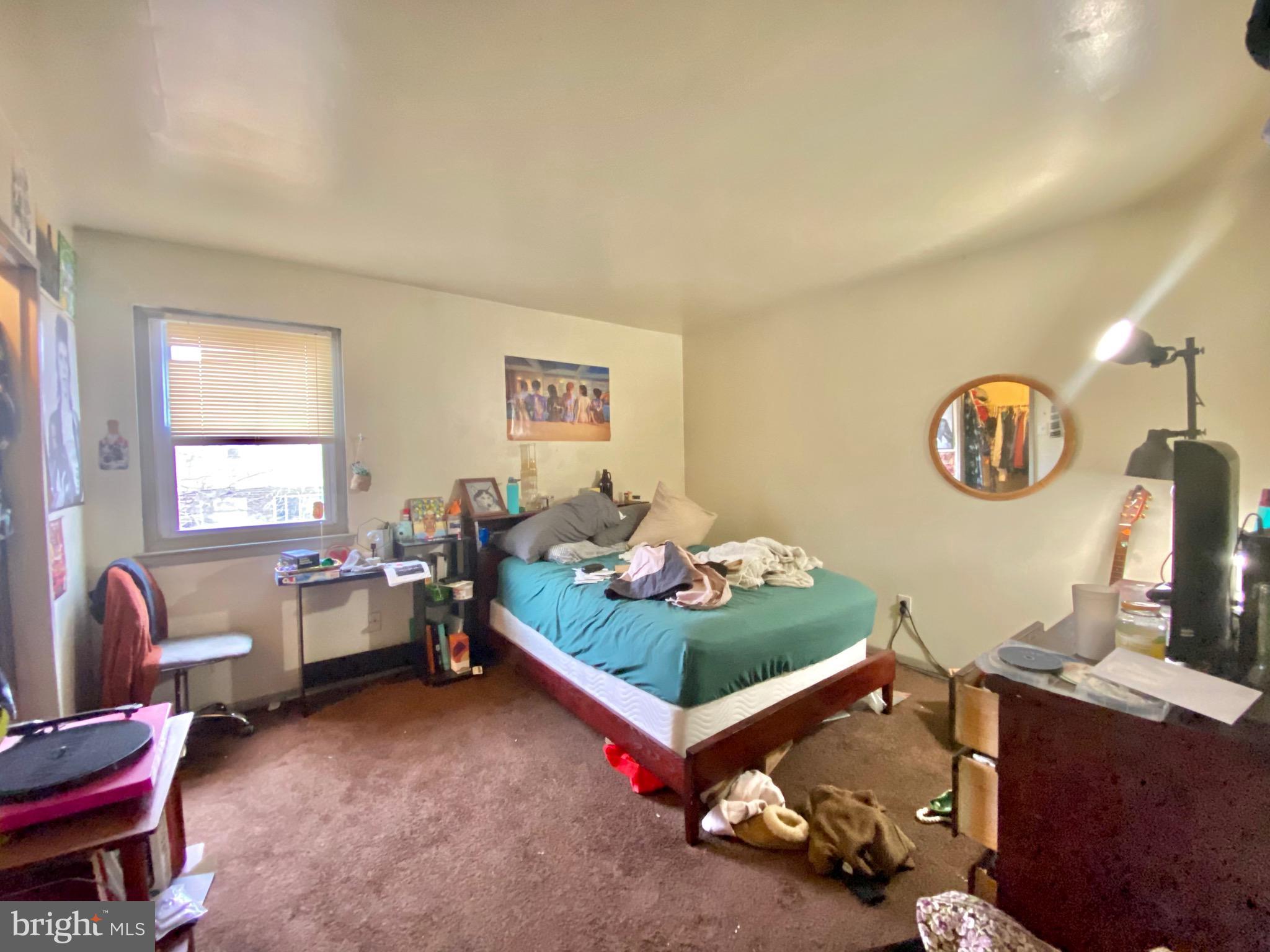 TEMPLE UNIVERSITY - Residential Lease