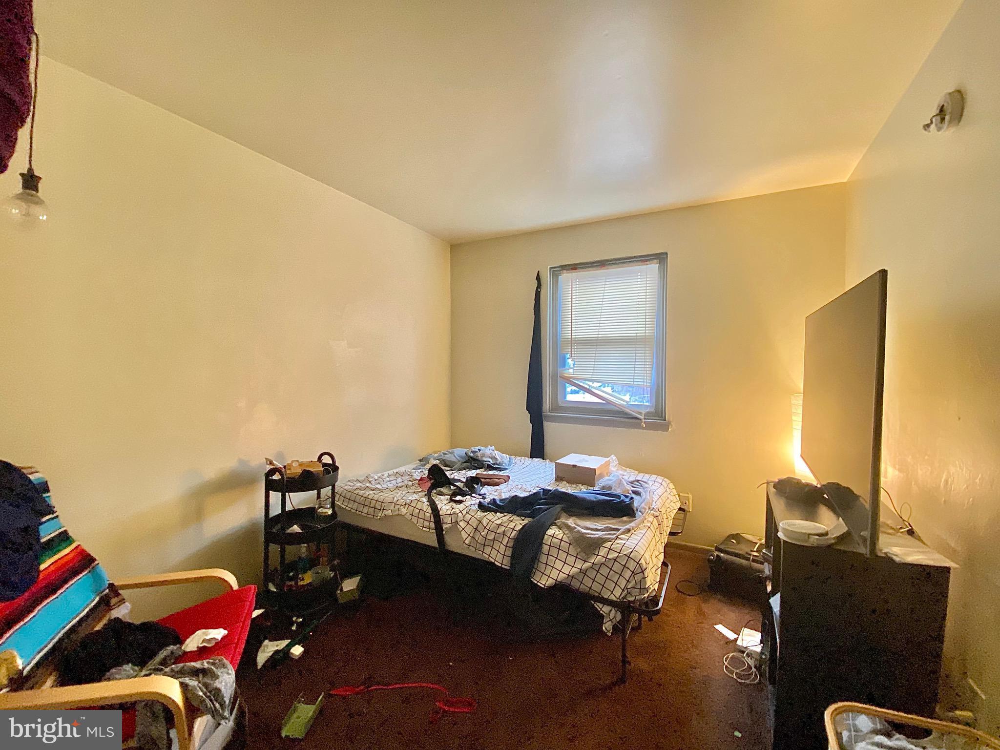 TEMPLE UNIVERSITY - Residential Lease