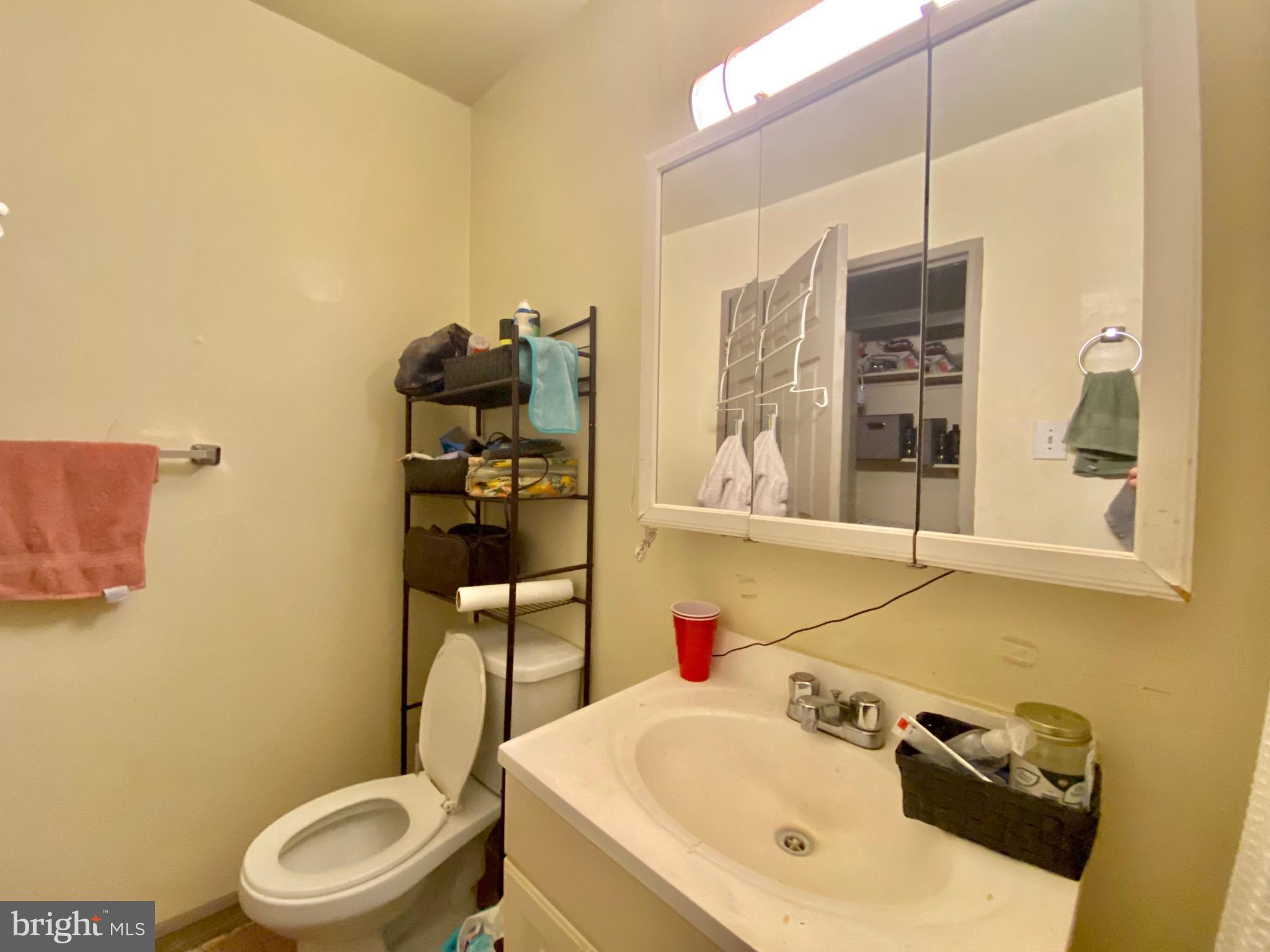 TEMPLE UNIVERSITY - Residential Lease