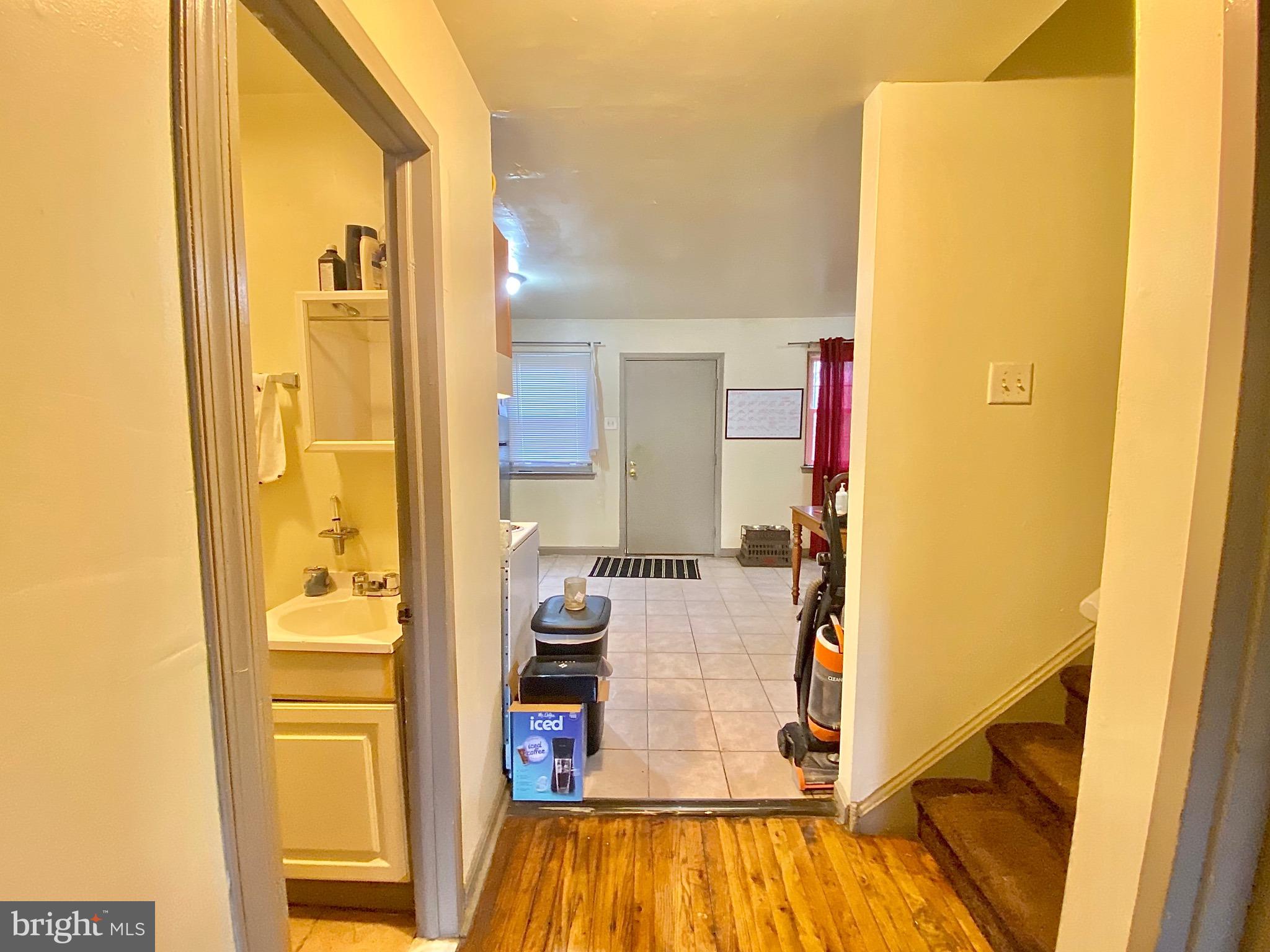 TEMPLE UNIVERSITY - Residential Lease