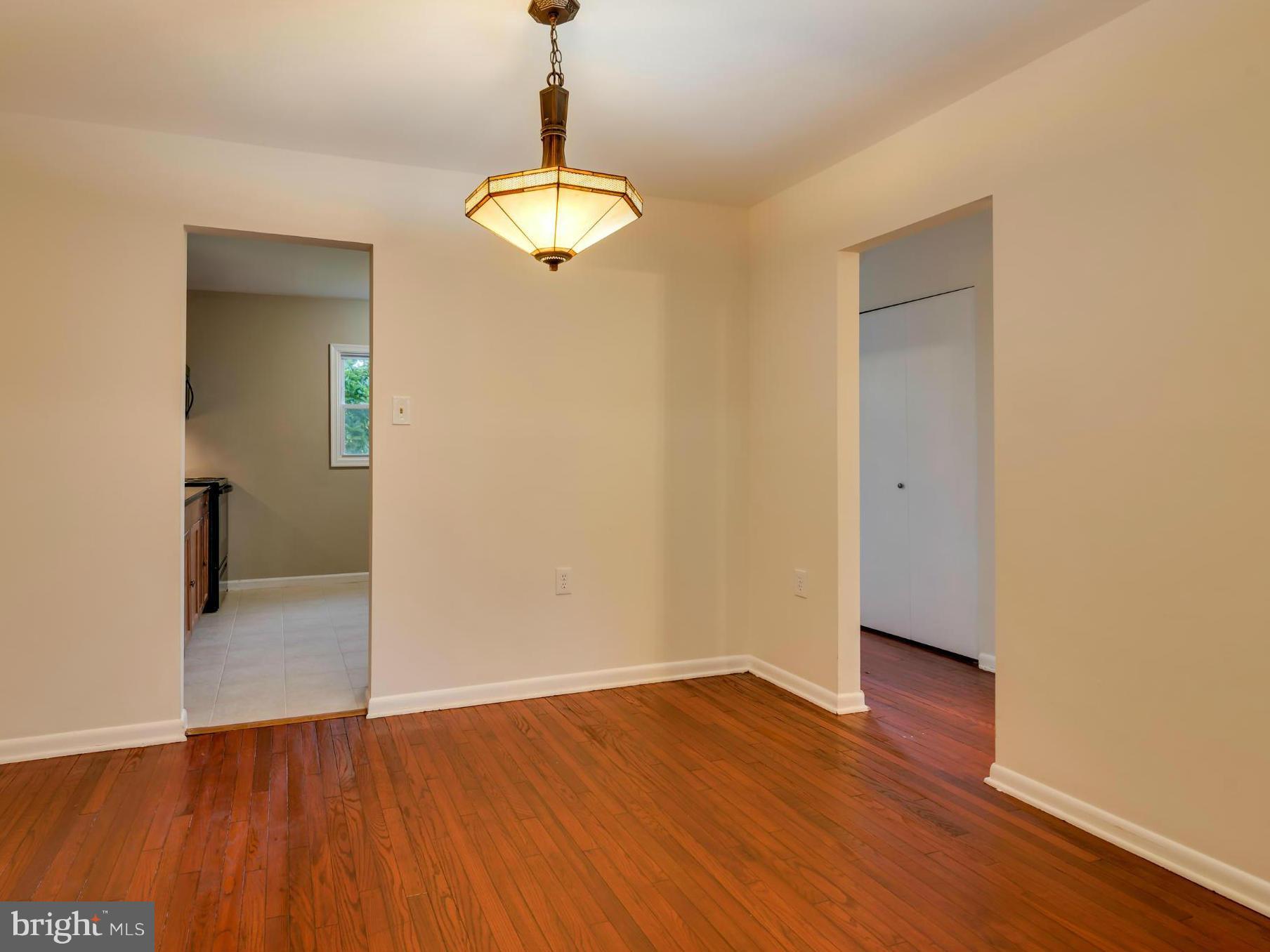 LOUDOUN HILLS - Residential