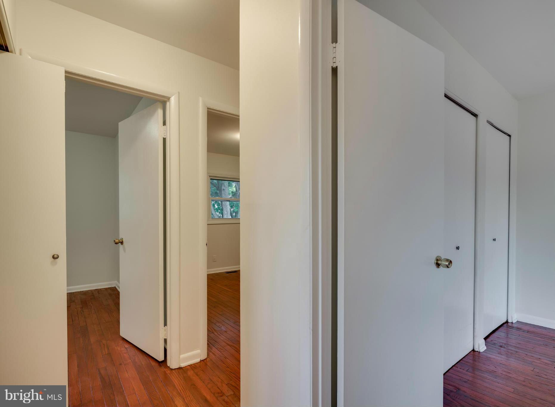 LOUDOUN HILLS - Residential