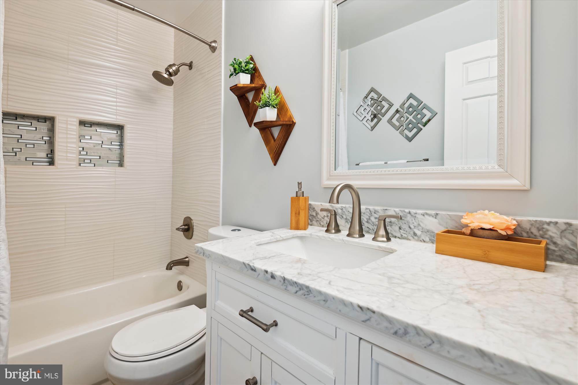 BRAMPTON HILLS - Residential Lease