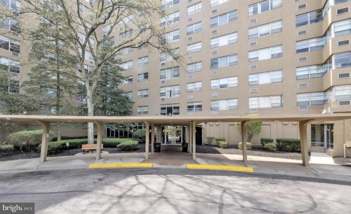 1030 LANCASTER AVENUE 402