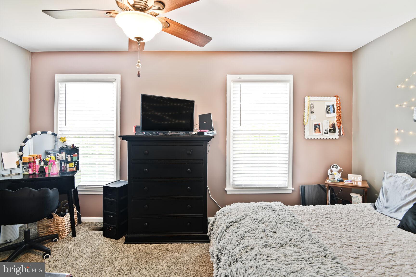 SILVER SPRING CNTRY CLUB - Residential