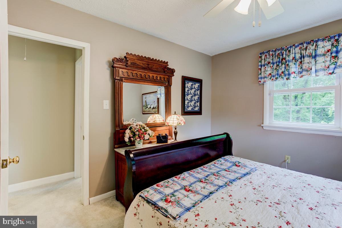 SHEN SHORES - Residential