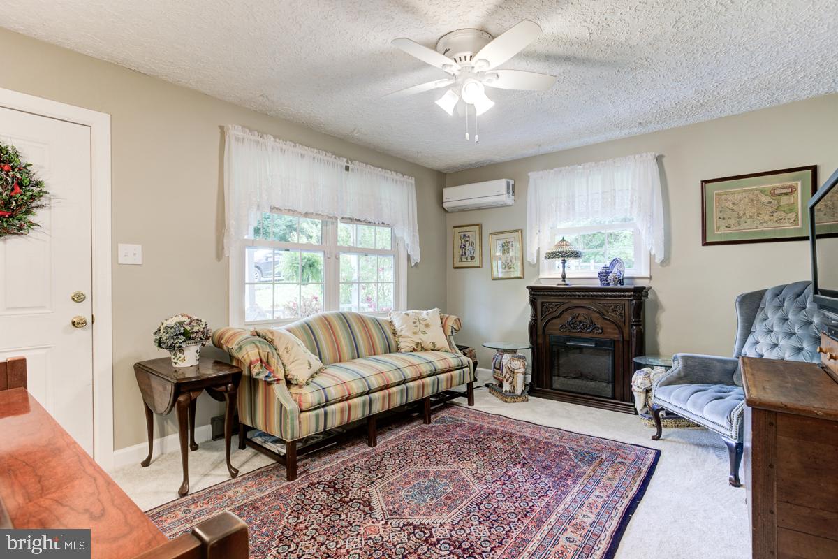 SHEN SHORES - Residential