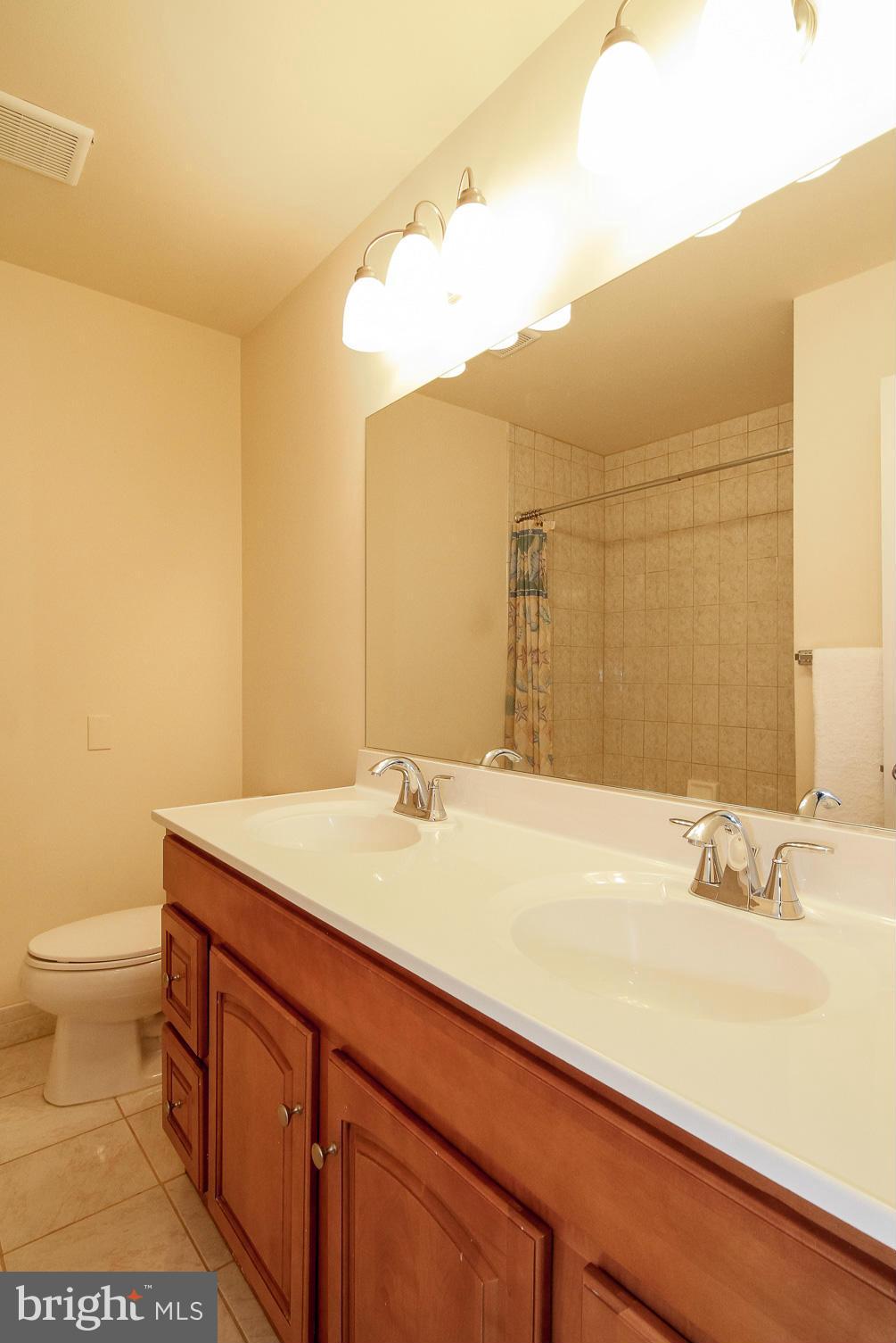 KENWOOD - Residential