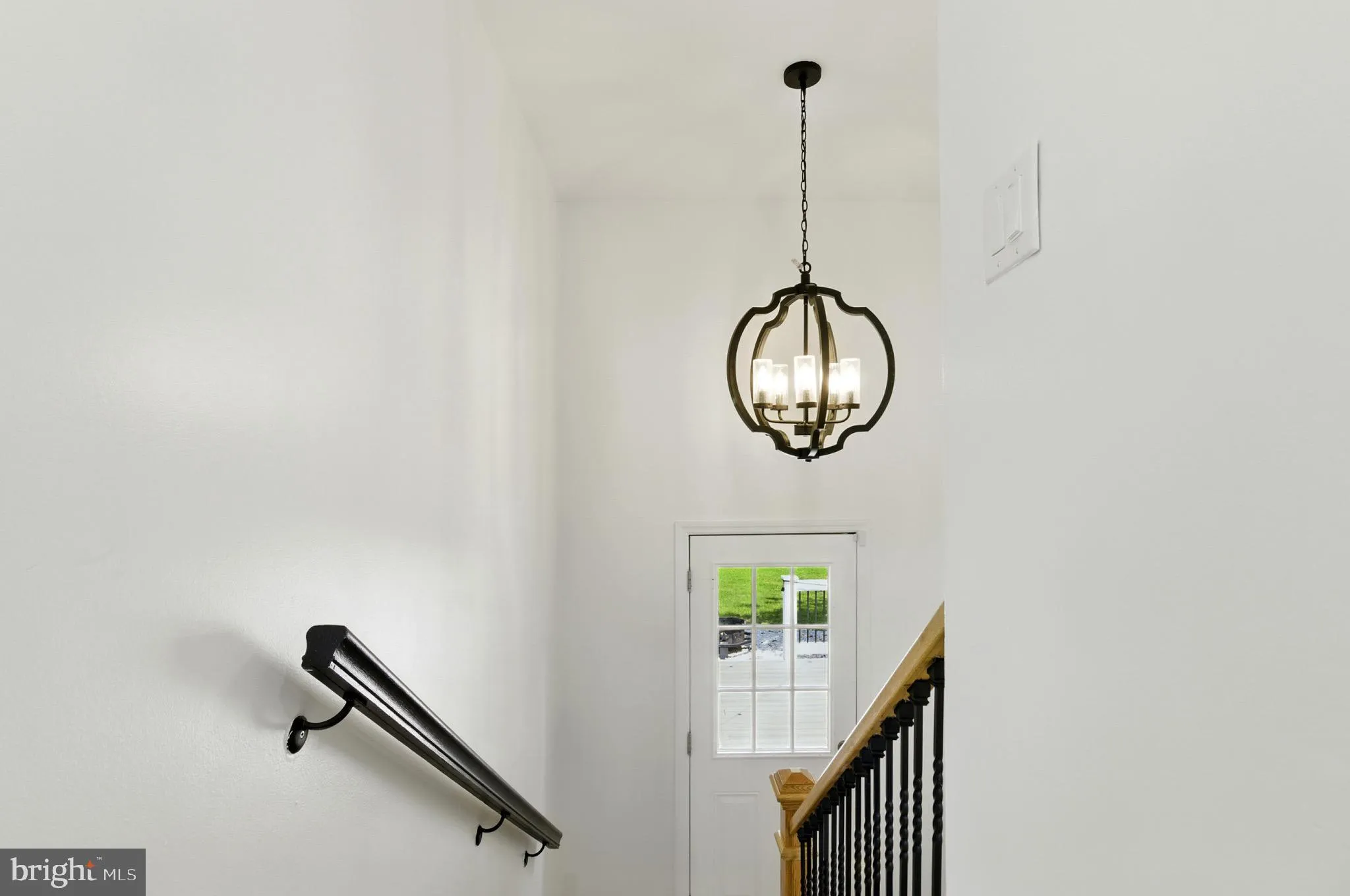 Woodbridge, Virginia 22193, United States, 3 Bedrooms Bedrooms, ,2 BathroomsBathrooms,Residential,Pending,151684