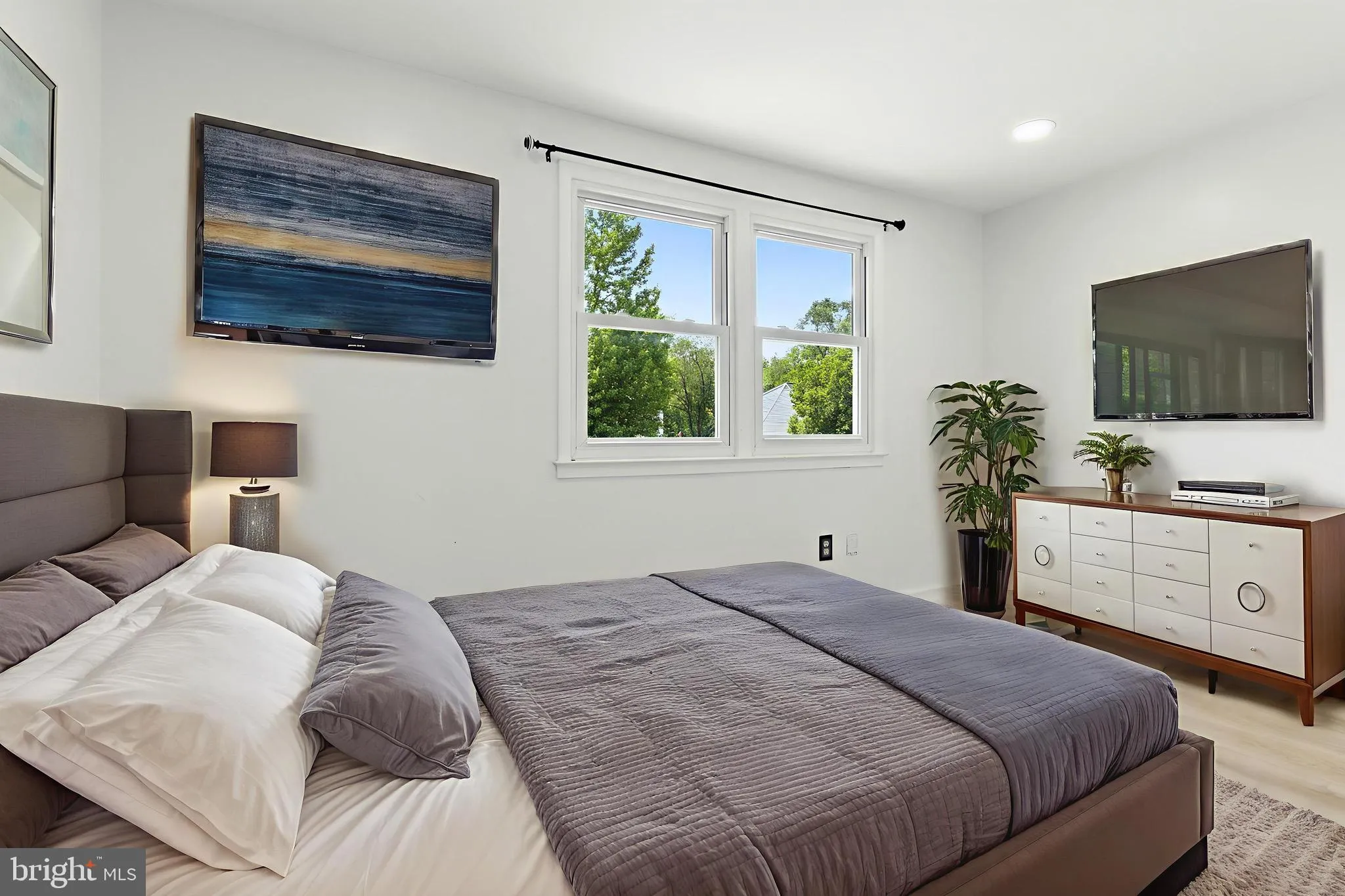 Woodbridge, Virginia 22193, United States, 3 Bedrooms Bedrooms, ,2 BathroomsBathrooms,Residential,Pending,151684