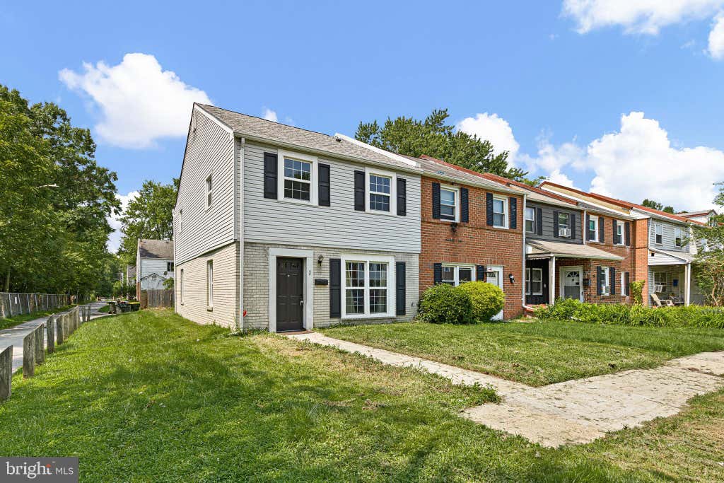 Photo of 1 Nathan Hale Court, NEWARK, DE 19711 (MLS # DENC2109180)