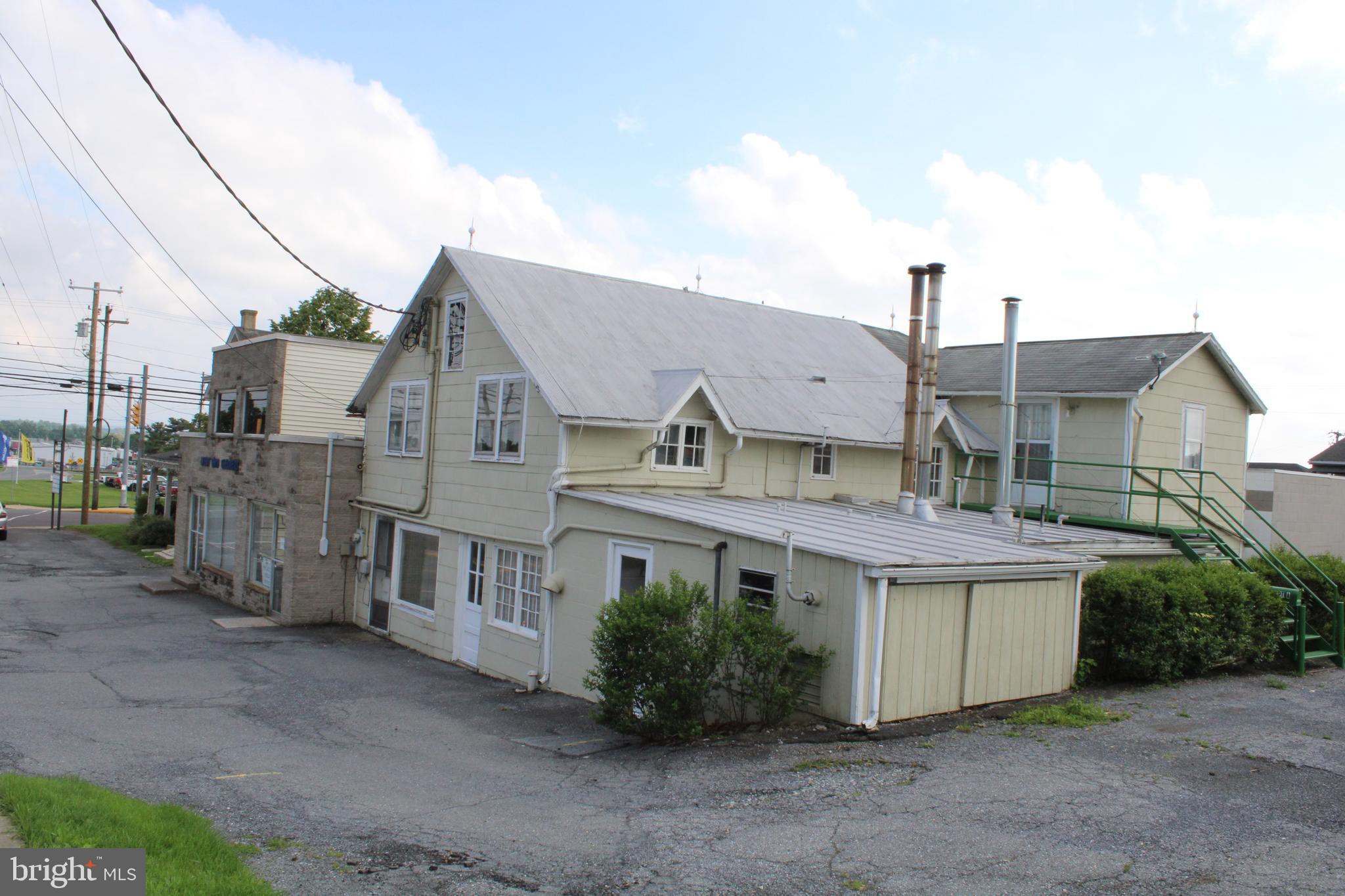 601 W MAIN STREET