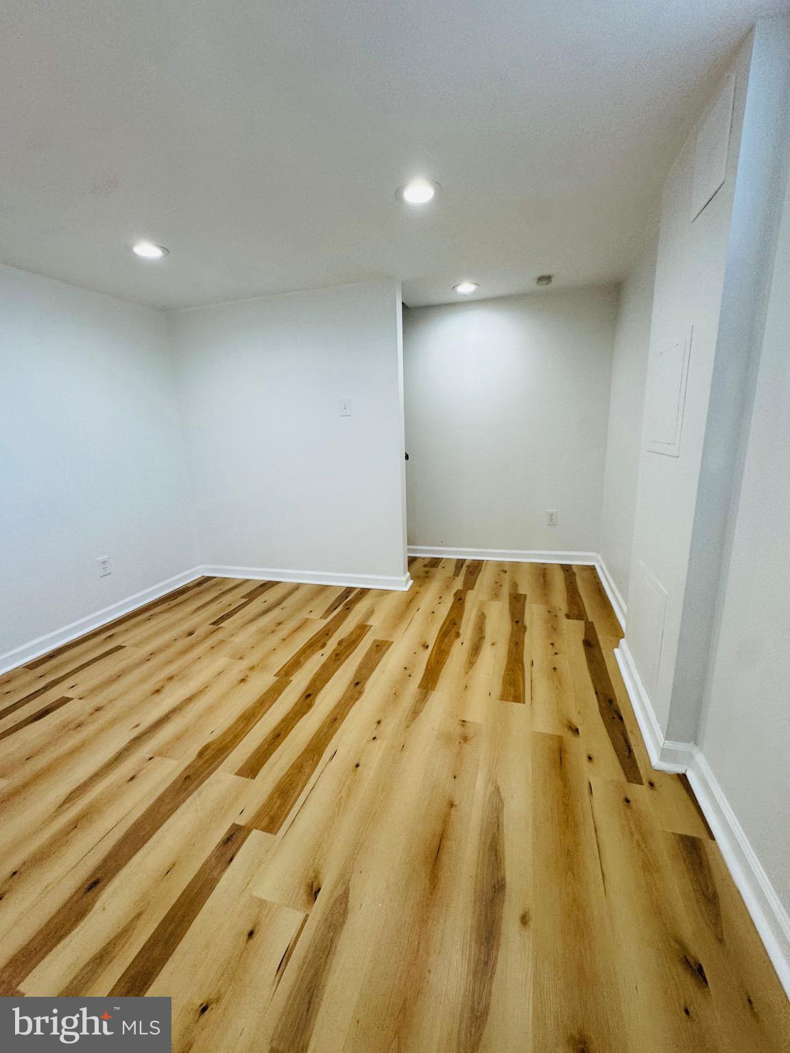 MAYFAIR - Residential