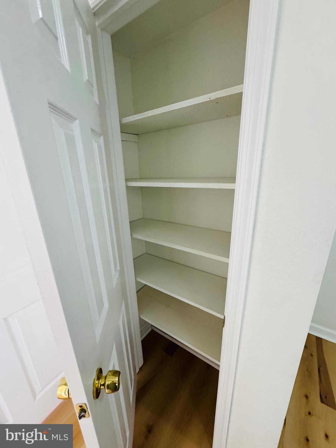 MAYFAIR - Residential