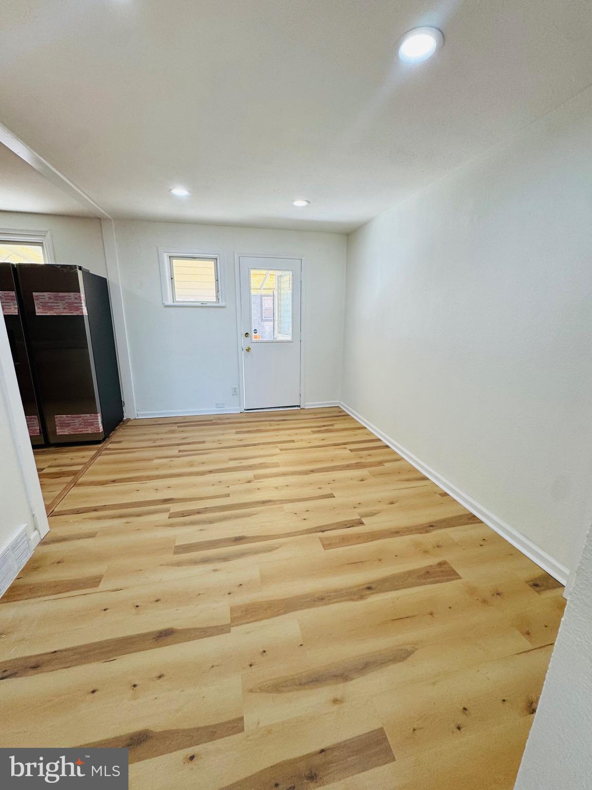 MAYFAIR - Residential