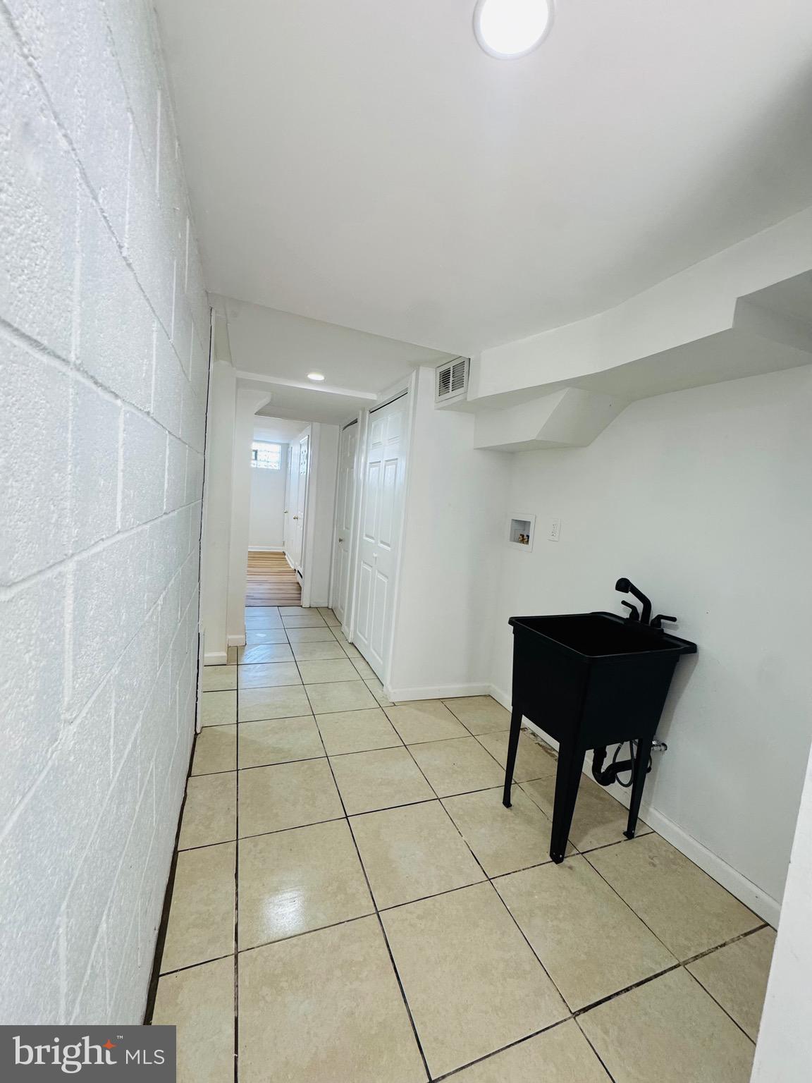 MAYFAIR - Residential