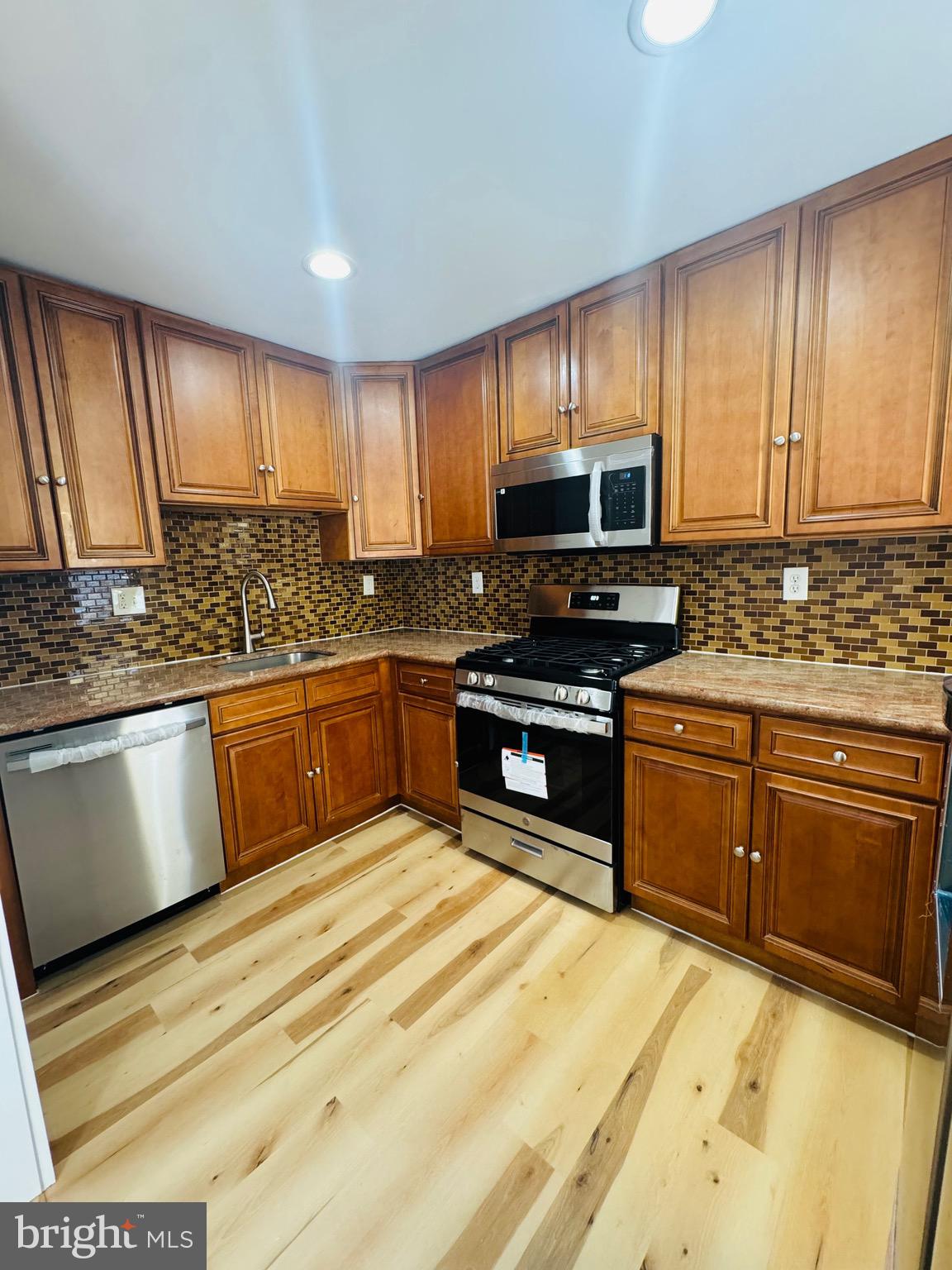 MAYFAIR - Residential