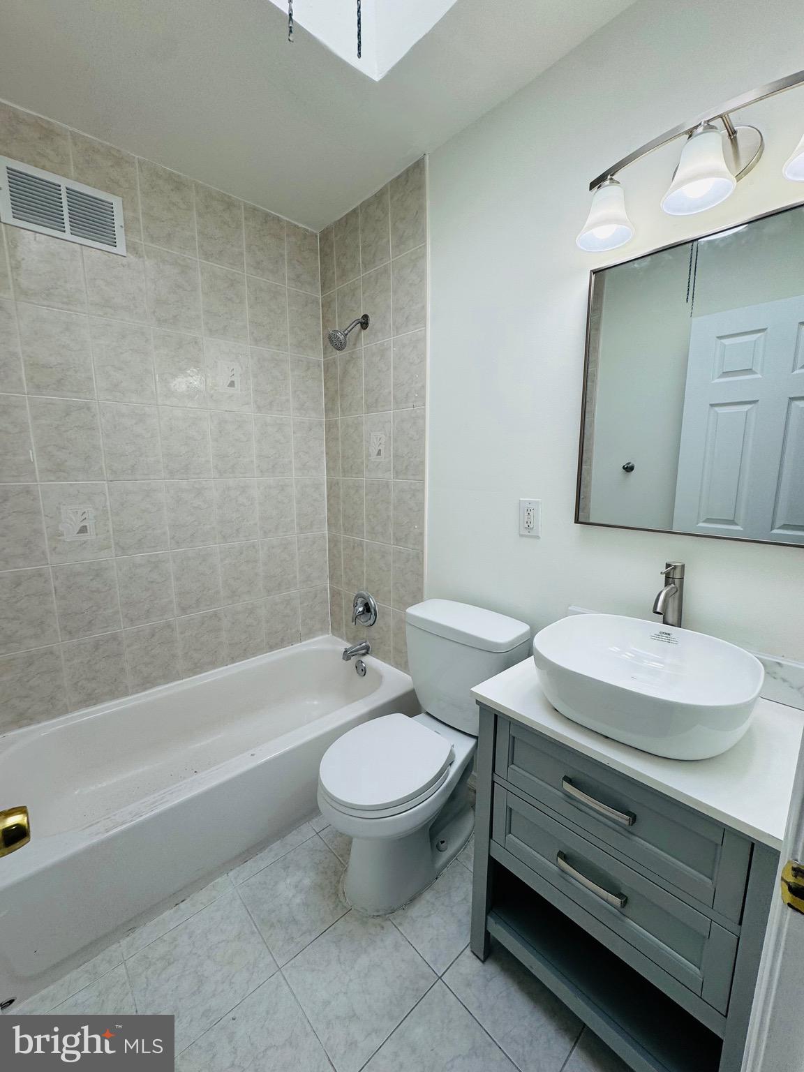 MAYFAIR - Residential