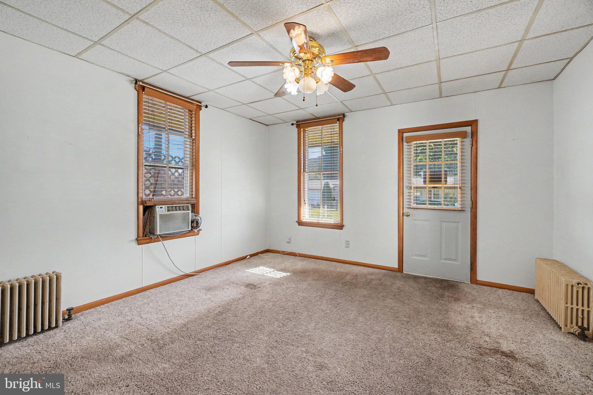 1688 RIDGE ROAD
