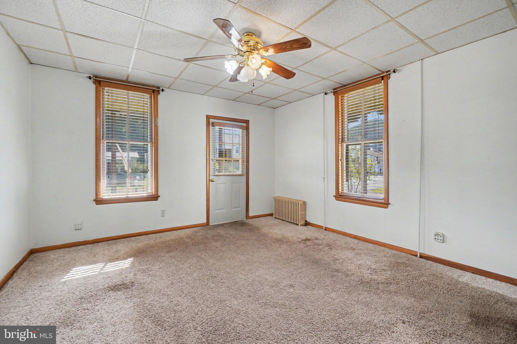 1688 RIDGE ROAD