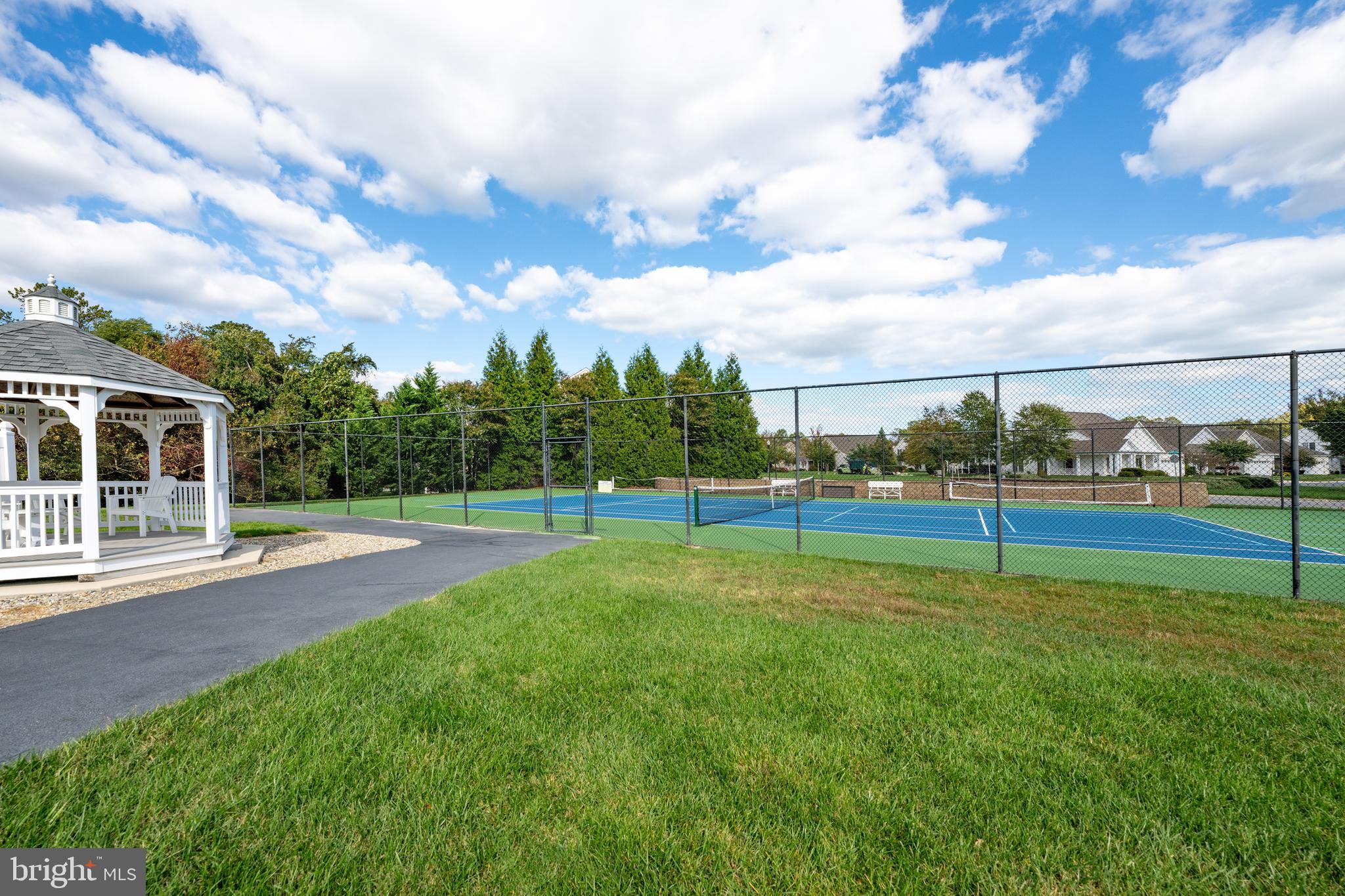 BAY CROSSING - Residential