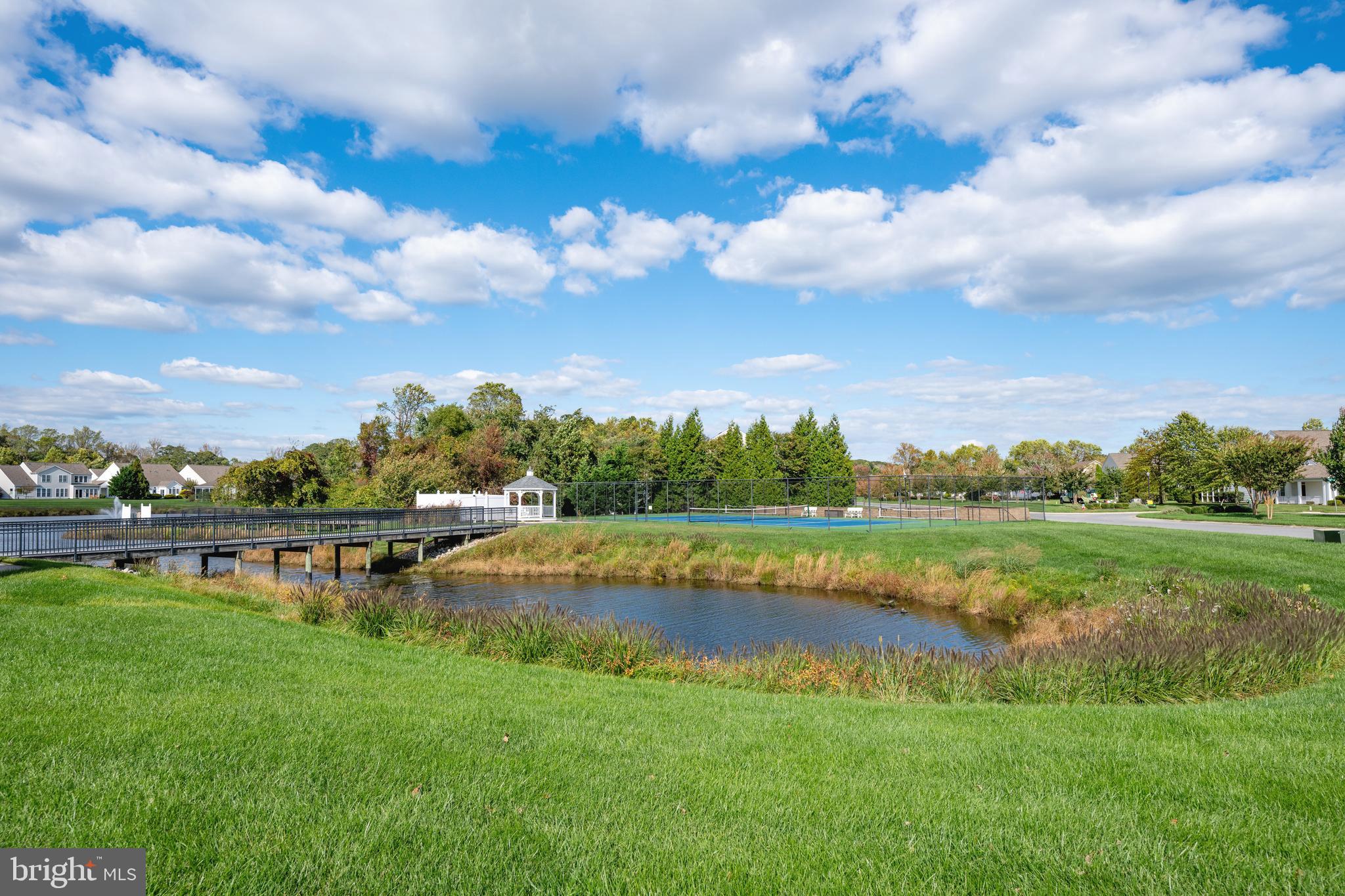BAY CROSSING - Residential