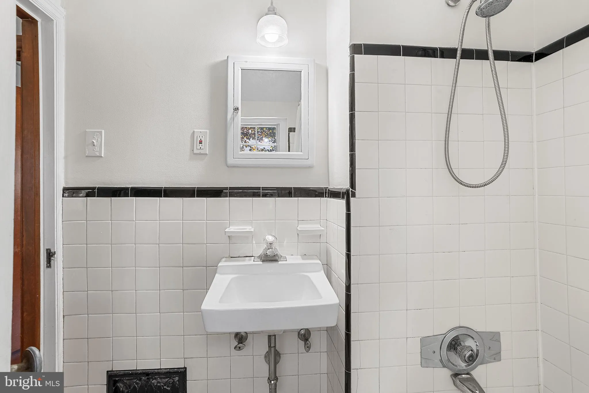 Additional image 58 of 217 E Thomson Avenue, Springfield, PA 19064