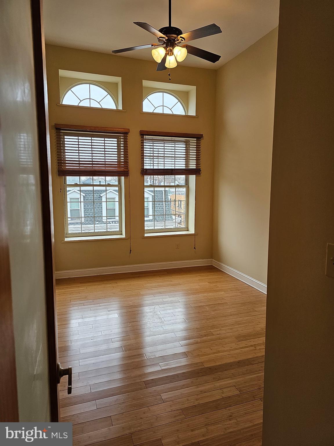 POINT BREEZE - Residential Lease