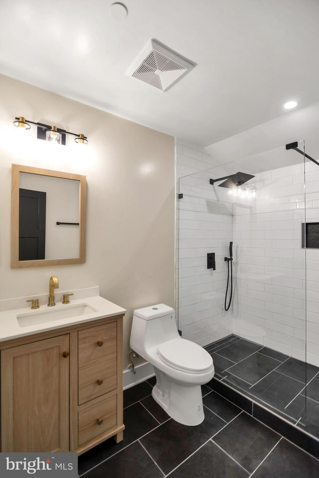 EASTPORT - Residential