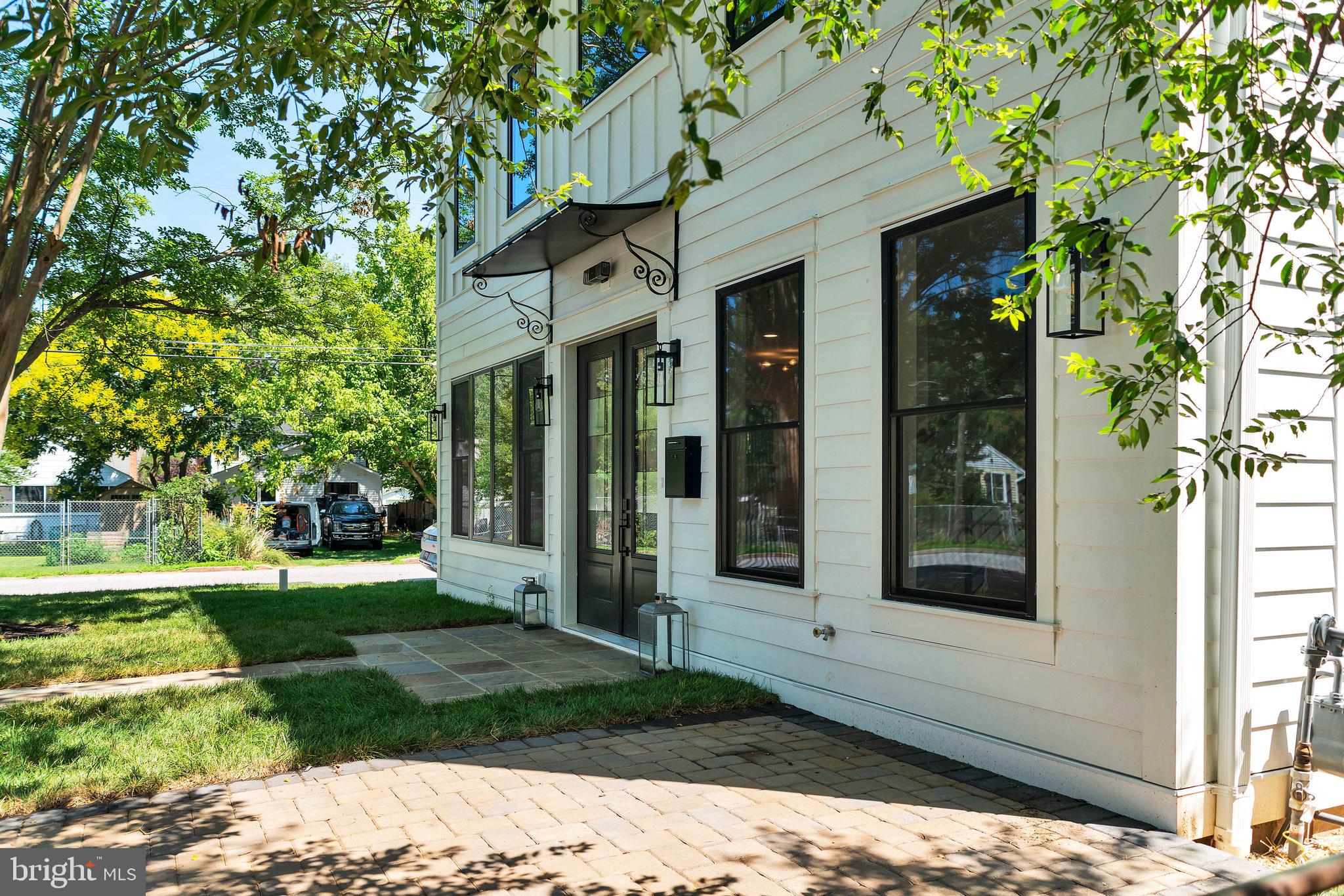 EASTPORT - Residential