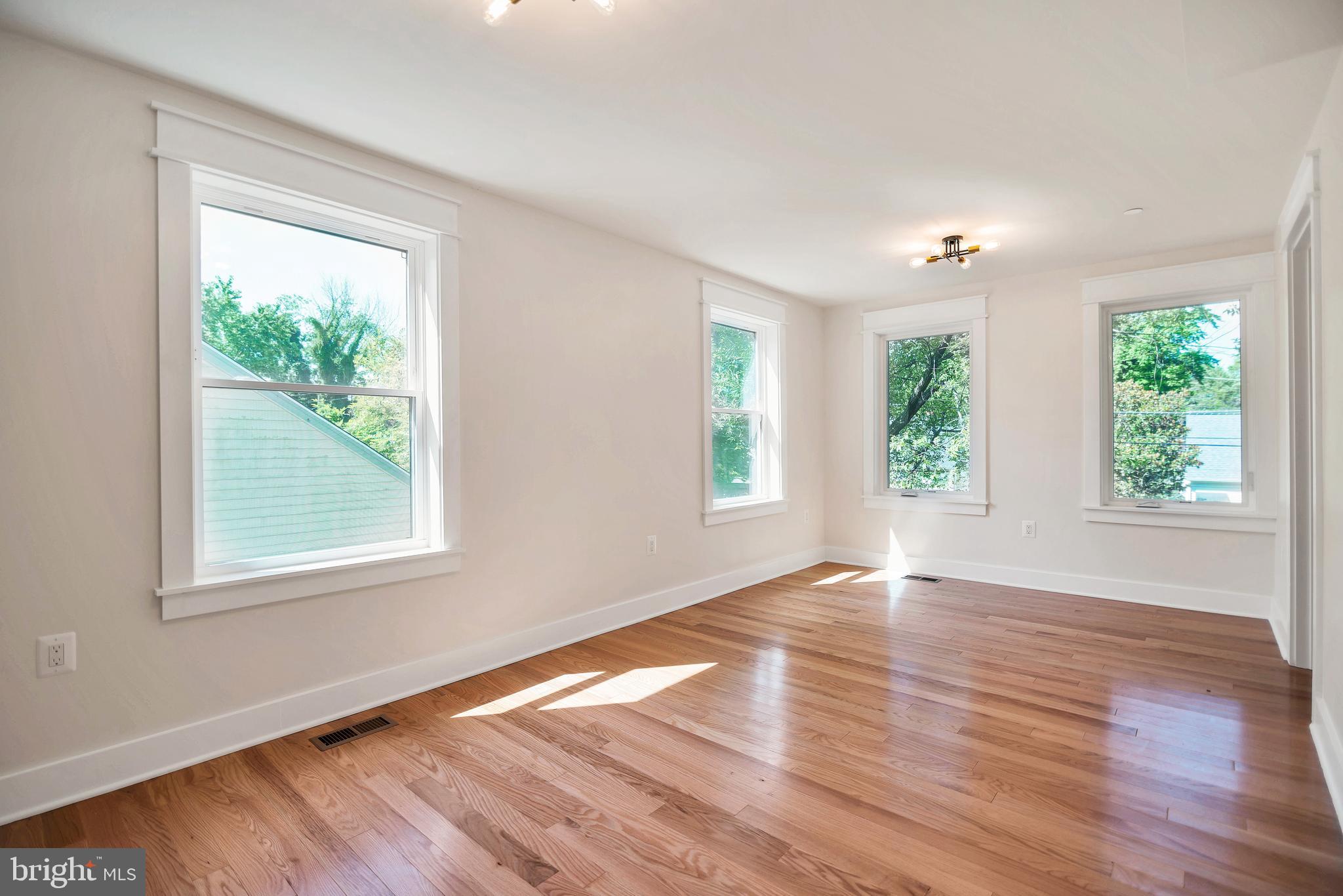 EASTPORT - Residential