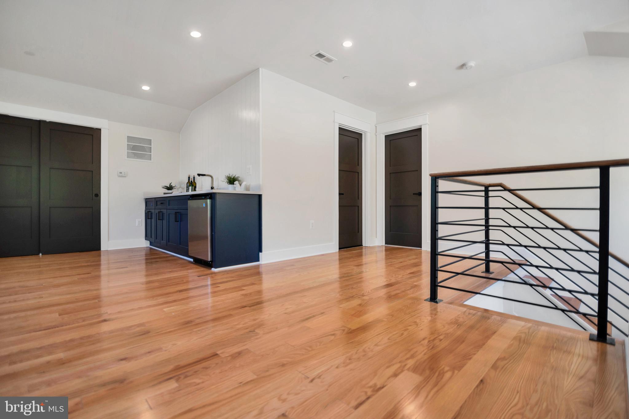 EASTPORT - Residential