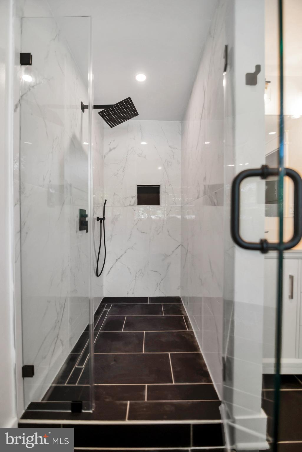 EASTPORT - Residential