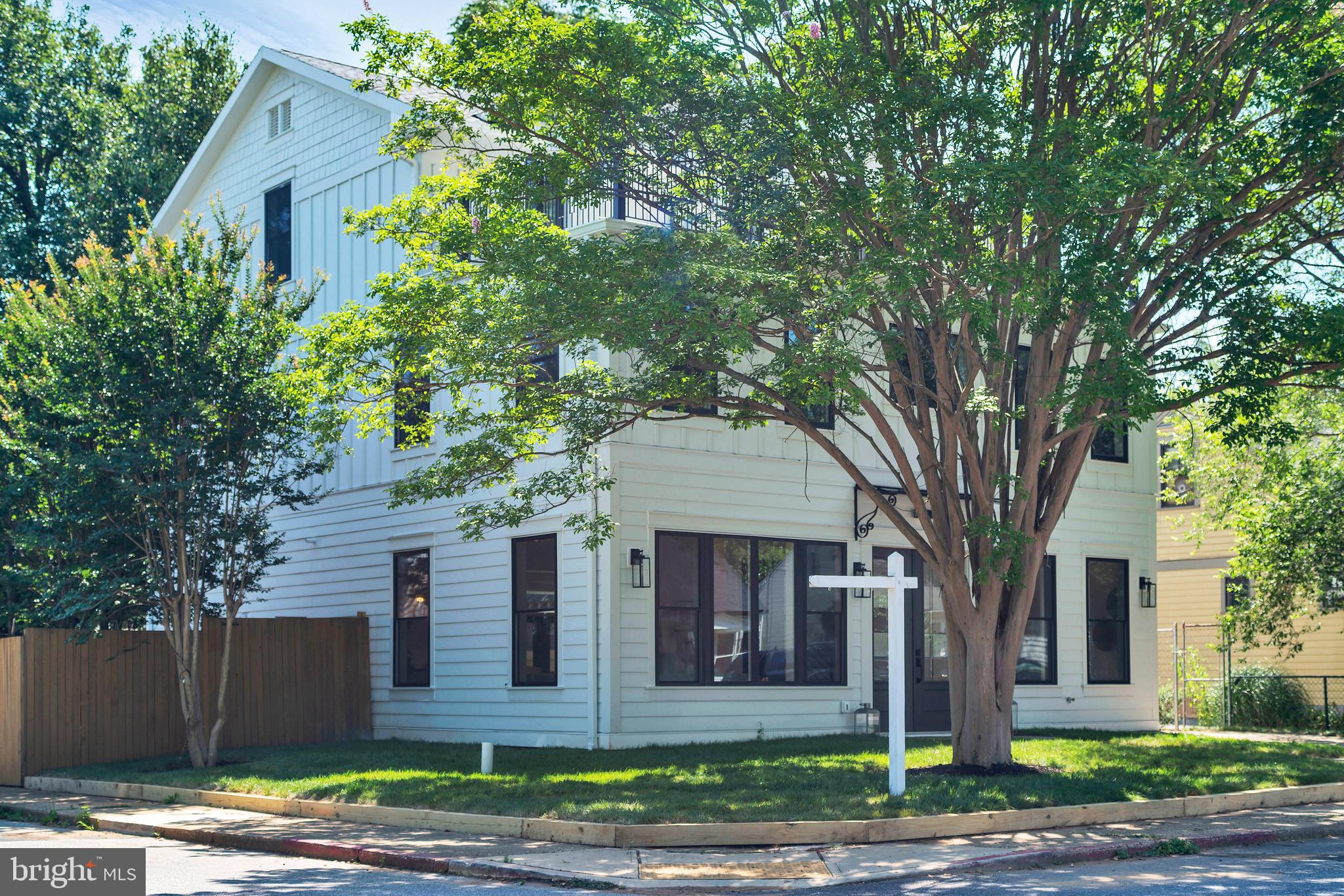 EASTPORT - Residential