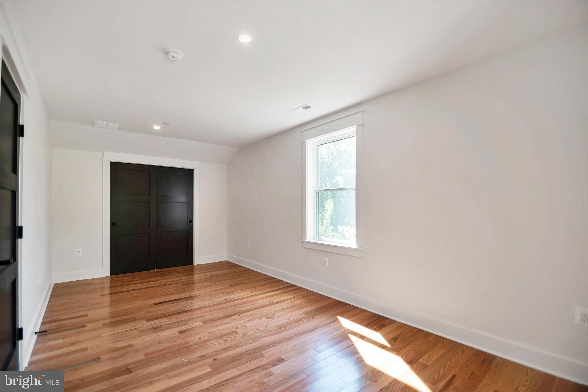 EASTPORT - Residential