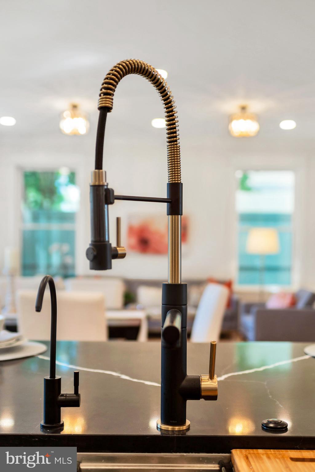 EASTPORT - Residential