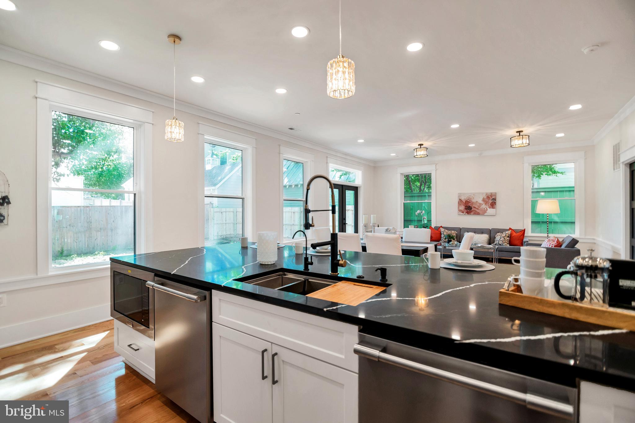 EASTPORT - Residential