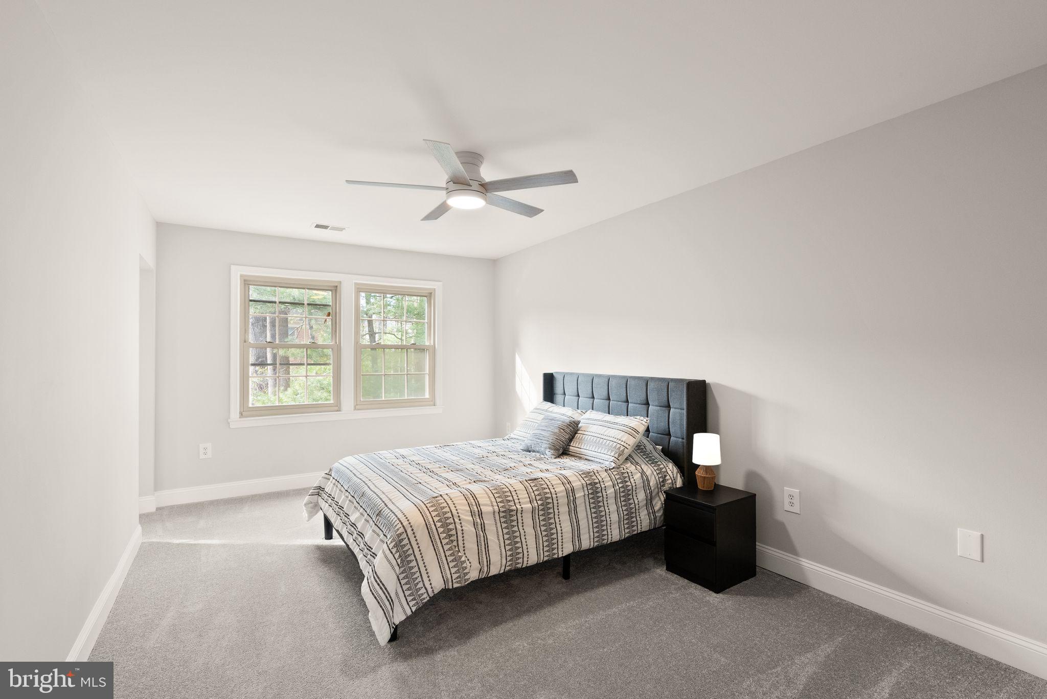 WOODLYNNE COMMUNITY - Residential