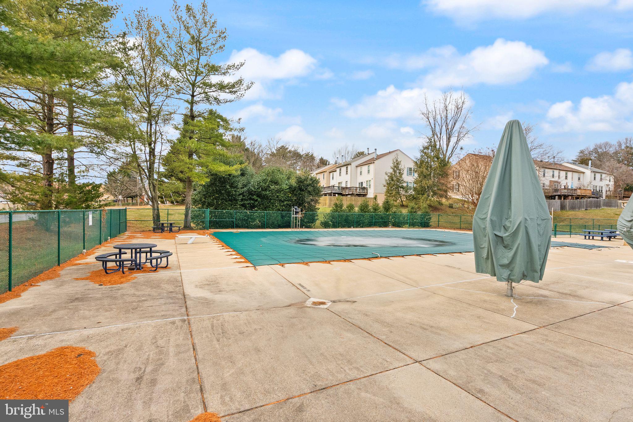 WOODLYNNE COMMUNITY - Residential