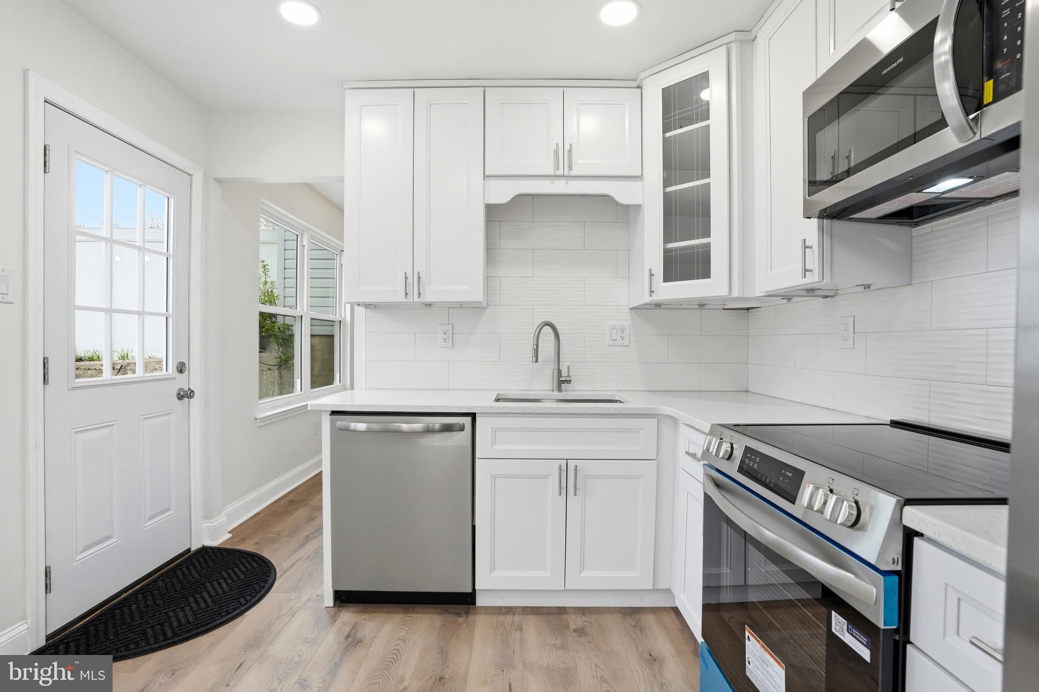 NESHAMINY VALLEY - Residential