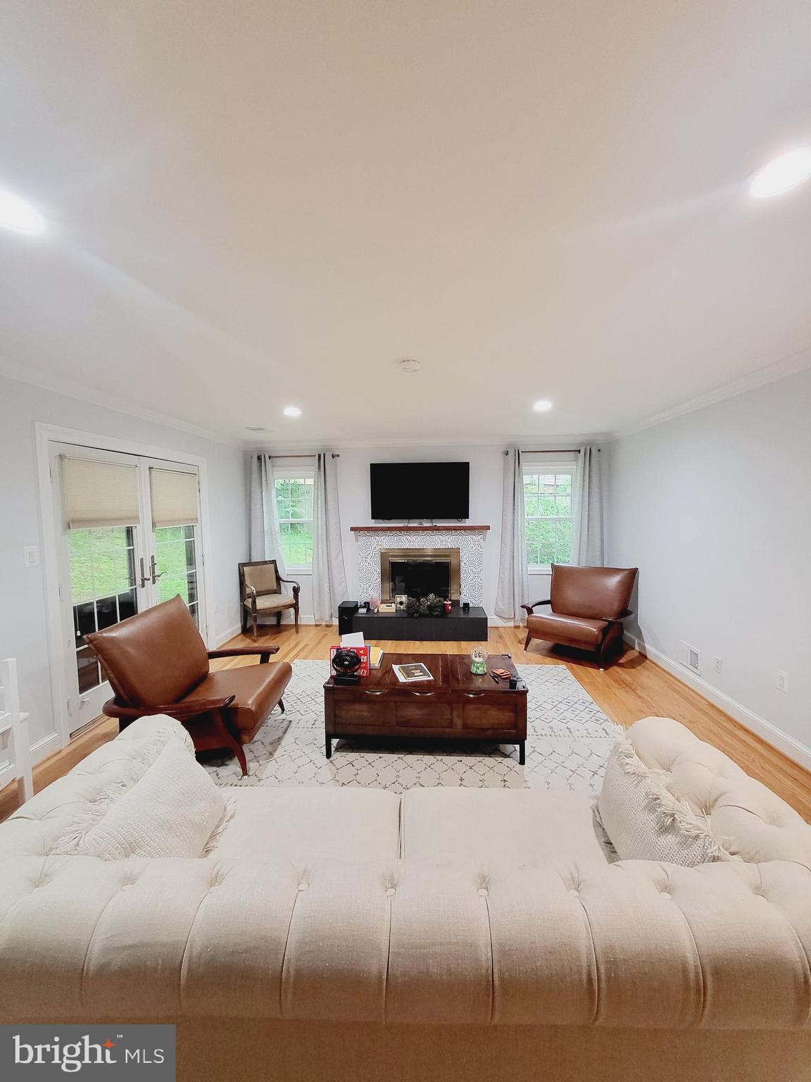 LINWAY PARK OF MCLEAN - Residential