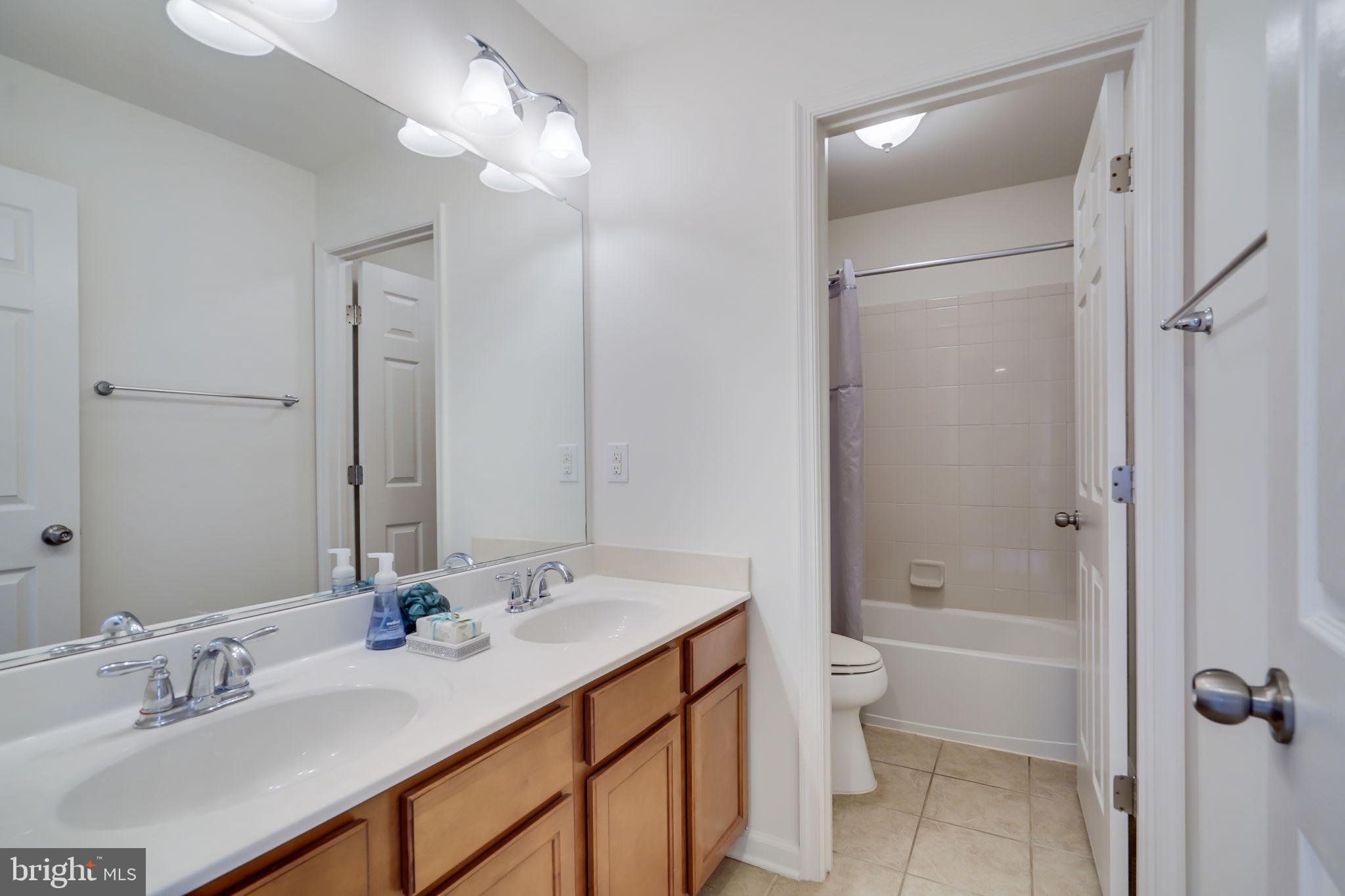 HOPE HILL CROSSING - Residential