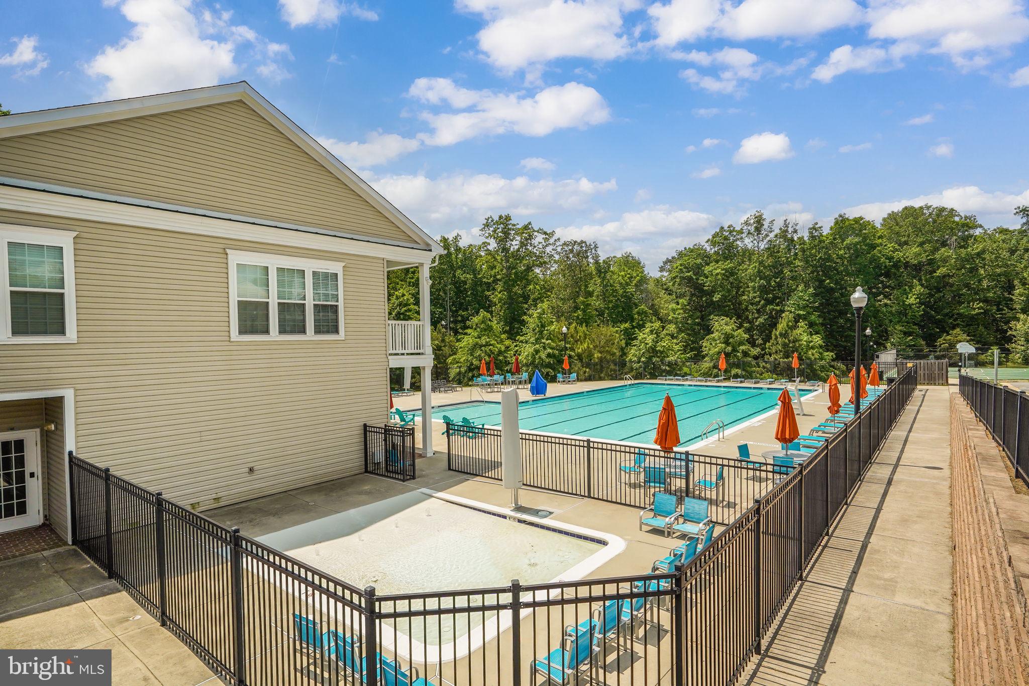 HOPE HILL CROSSING - Residential