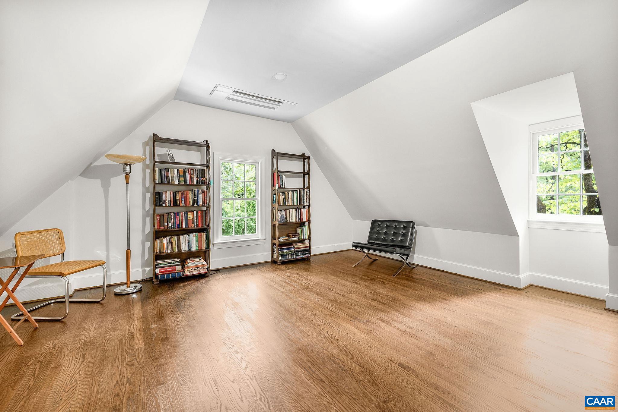 EDNAM FOREST - Residential