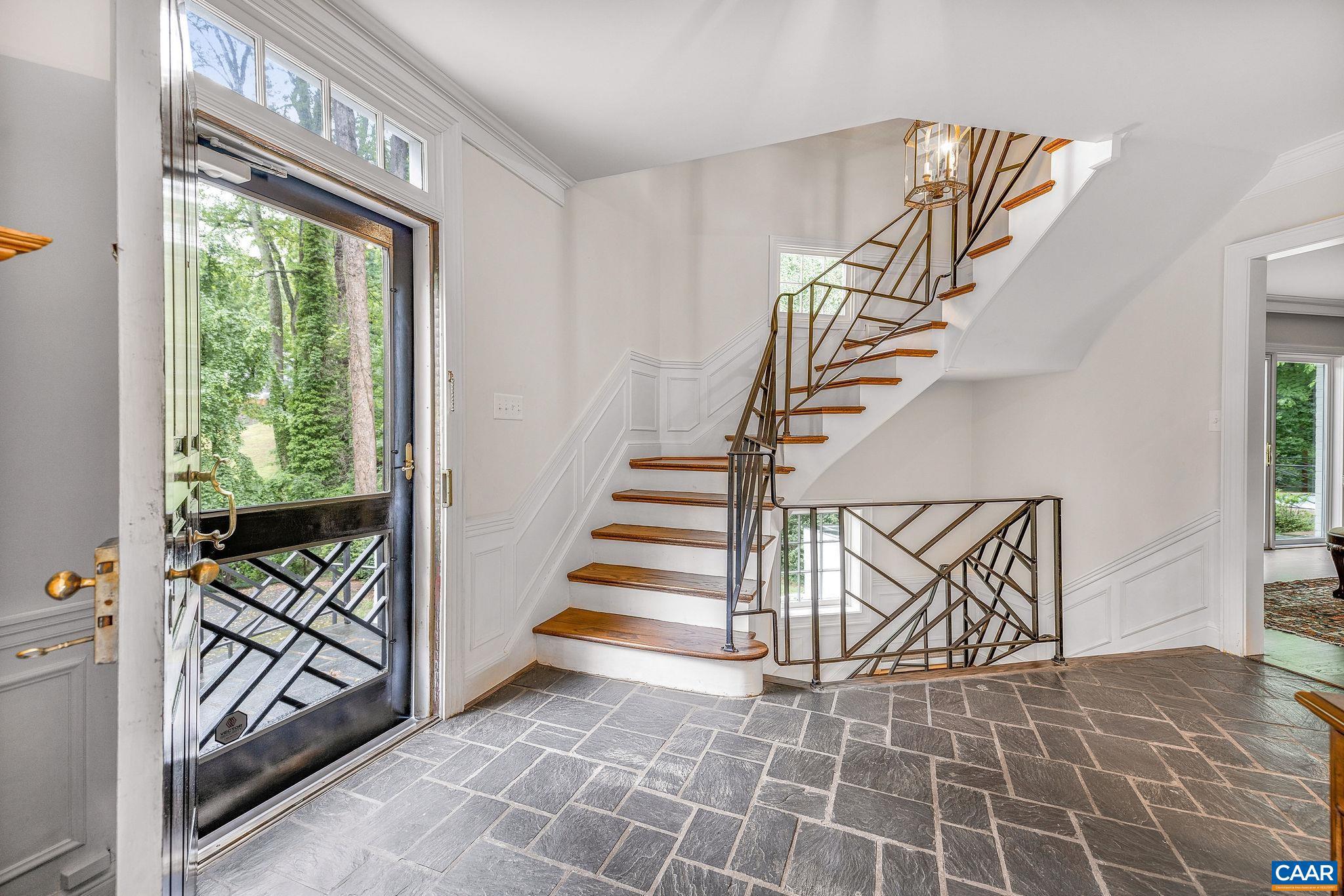 EDNAM FOREST - Residential