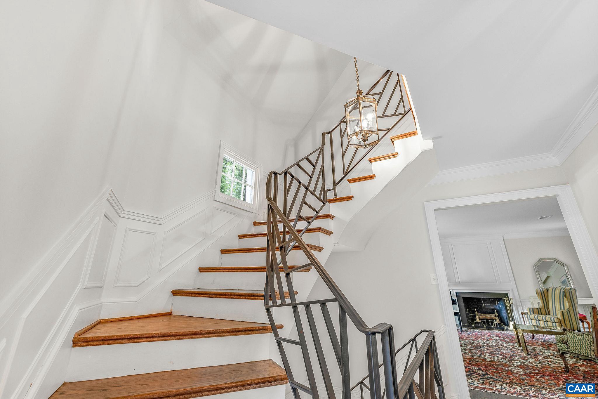 EDNAM FOREST - Residential