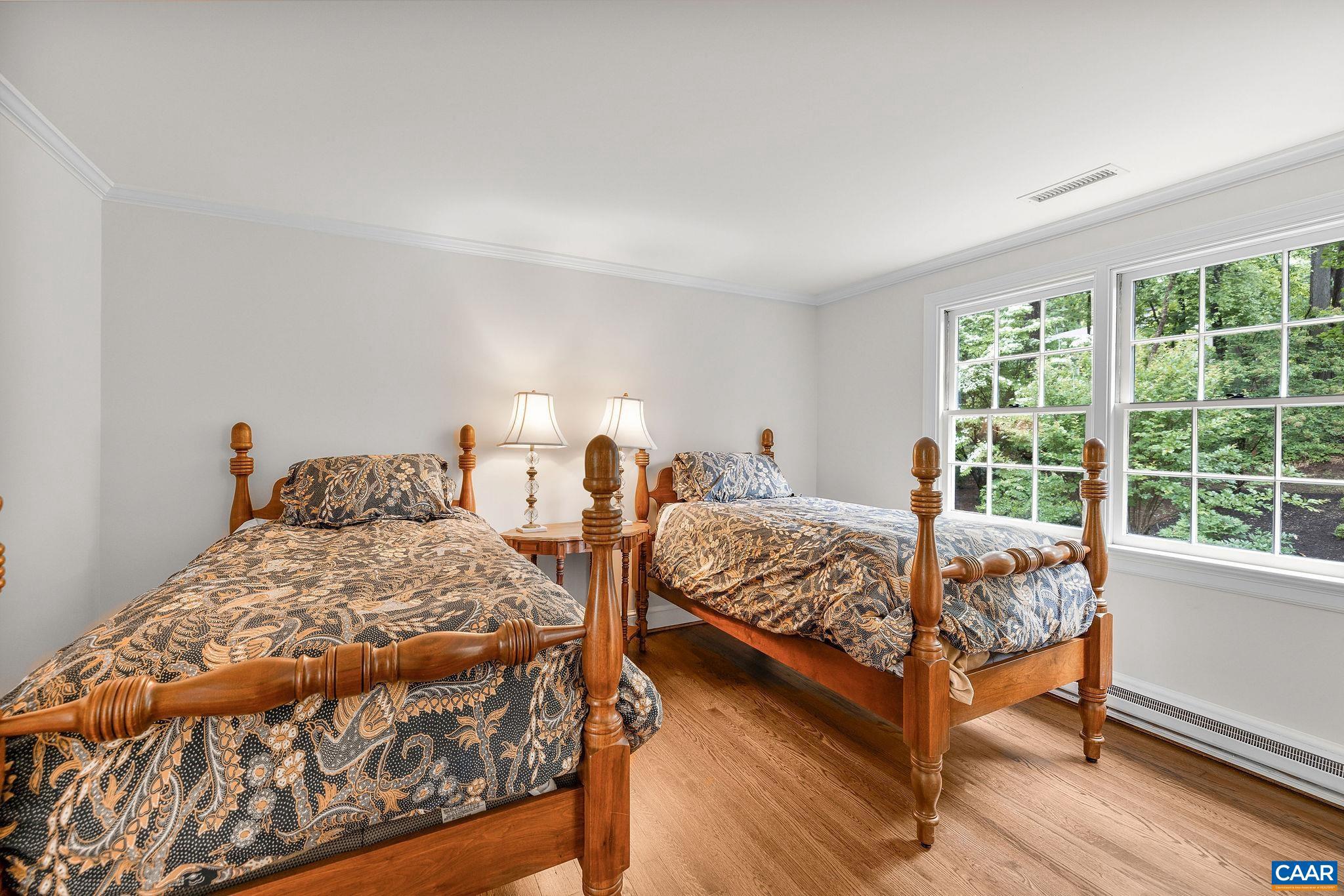 EDNAM FOREST - Residential