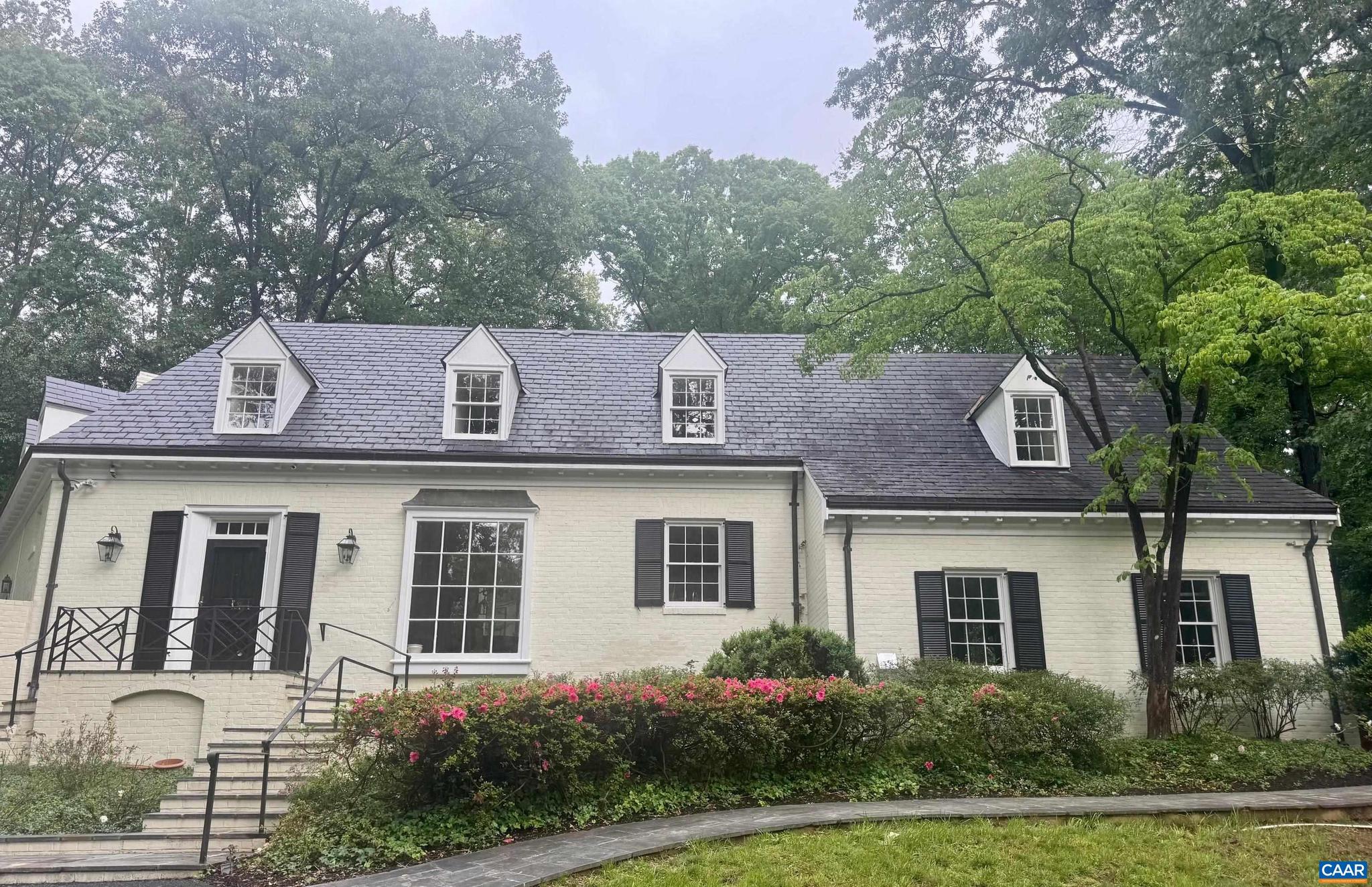 311 EDNAM DR