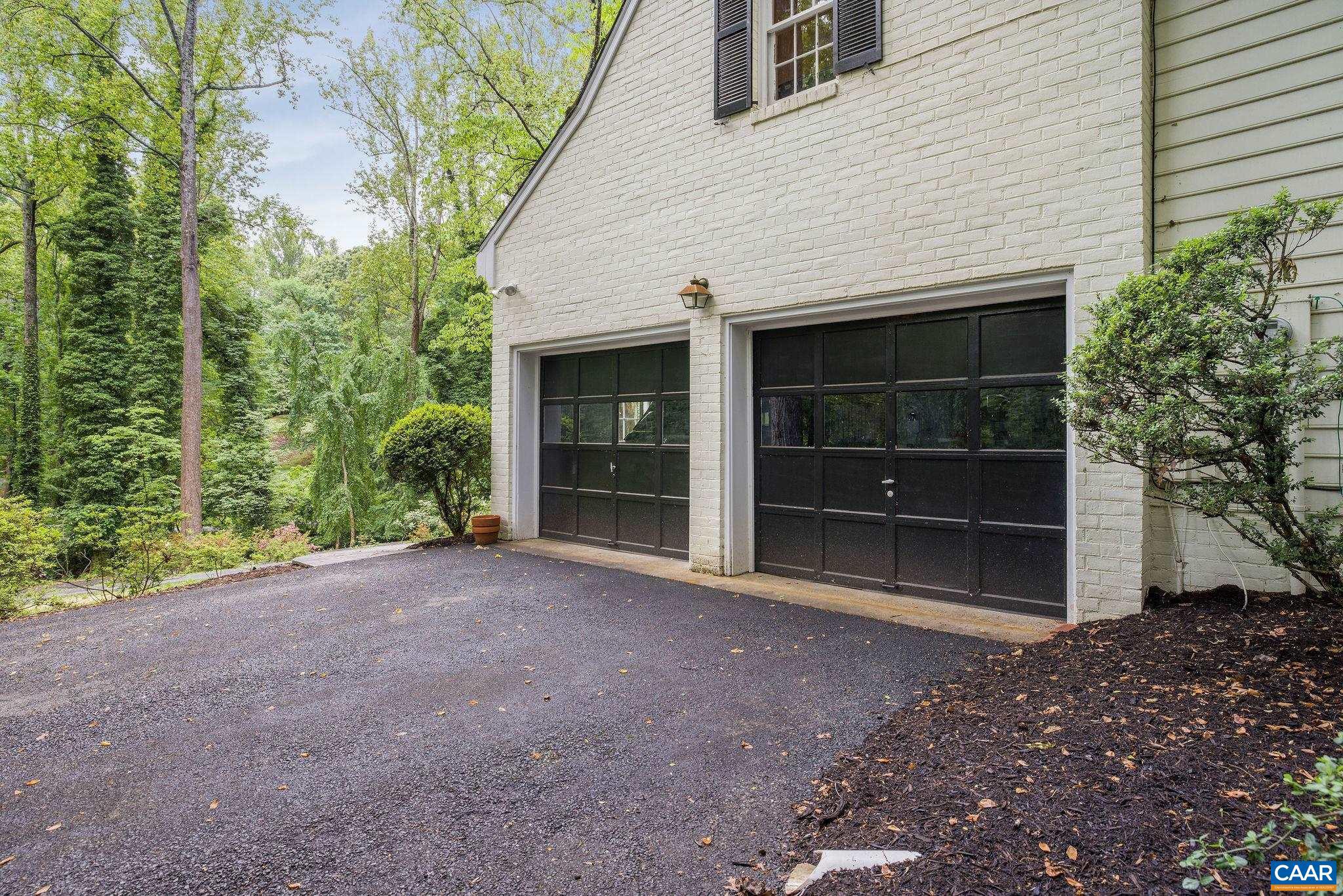 EDNAM FOREST - Residential